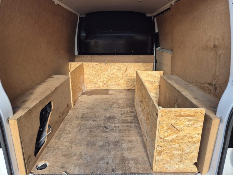 VOLKSWAGEN TRANSPORTER TRANSPORTER 6.1 VAN L1H1 2.0 TDI 90 BVM5 BUSINESS
