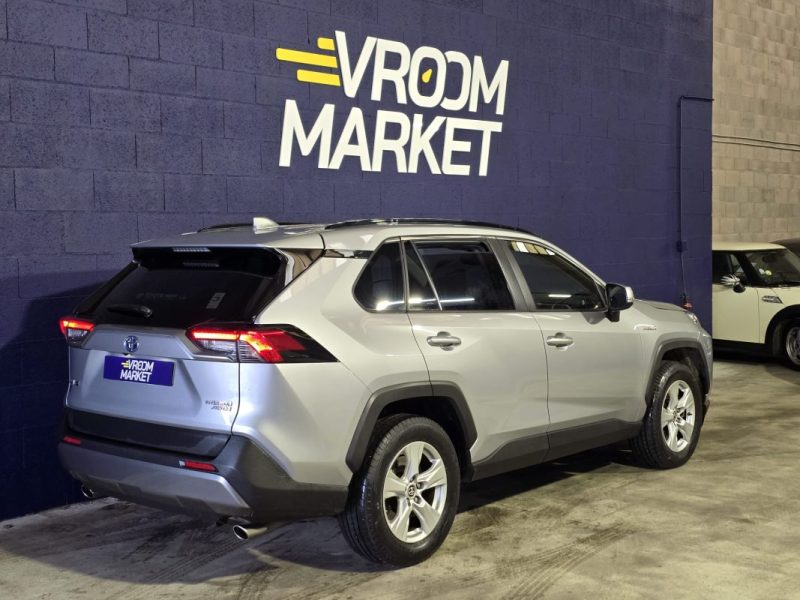 TOYOTA RAV4 HYBRIDE MY20 222Cv DYNAMIC AWD - 1ERE MAIN - ENTRETIEN COMPLET TOYOTA - CARPLAY - CT OK