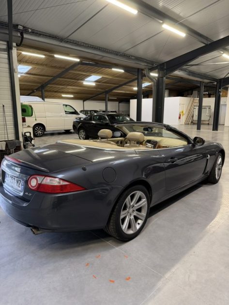 JAGUAR CABRIOLET V8 300CH