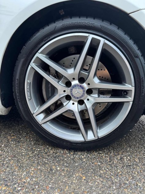 MERCEDES CLASSE E 400 AMG LINE 