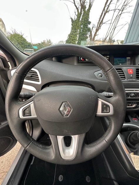 RENAULT SCENICIII 1.5 DCI 110CH FAP AUTHENTIQUE 2011