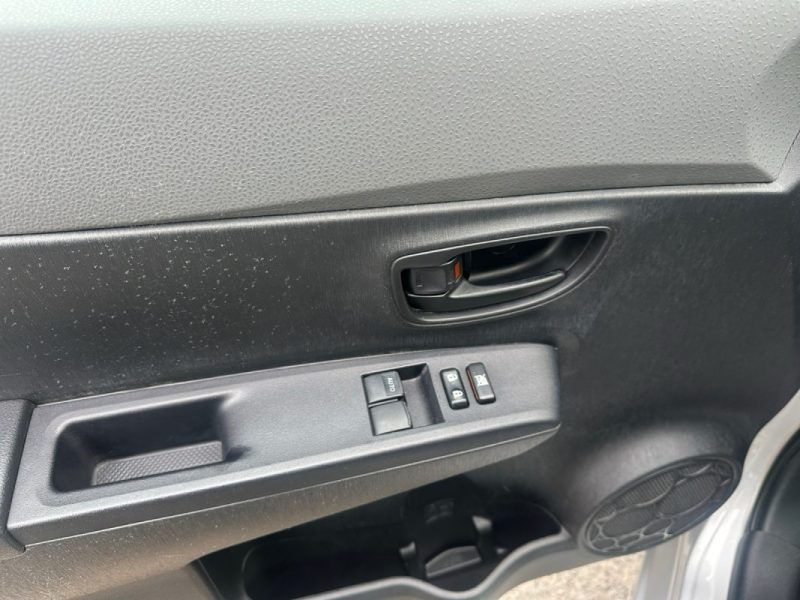 TOYOTA YARIS 69 VVT-I DYNAMIC 5 P