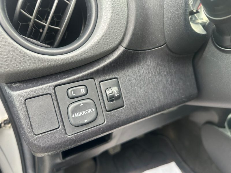 TOYOTA YARIS 69 VVT-I DYNAMIC 5 P