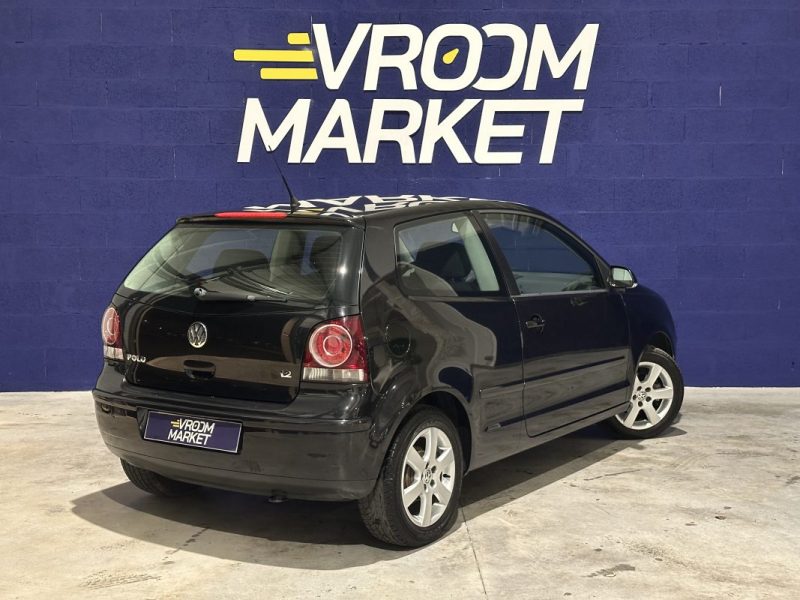 VOLKSWAGEN  POLO 1.2i 70cv phase 2 BVM CONFORT LINE / CLIM /  2007