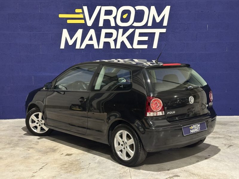 VOLKSWAGEN  POLO 1.2i 70cv phase 2 BVM CONFORT LINE / CLIM /  2007