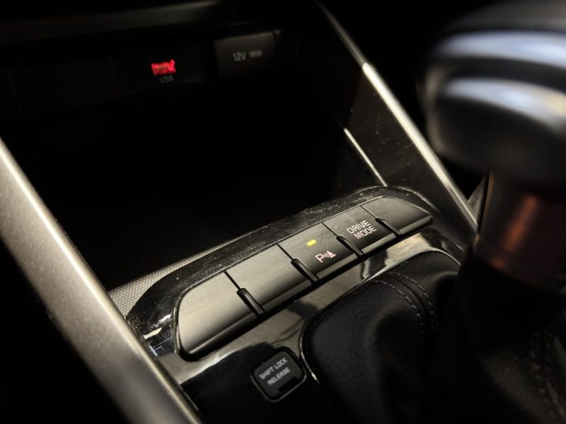 KIA RIO 1.0 T-GDI 120 ch GT-LINE PREMIUM DCT7 / SUIVI COMPLET KIA