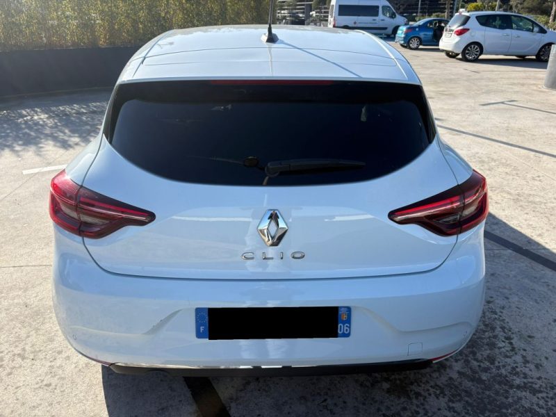 RENAULT CLIO V boite auto 1.0 TCE 100  2020 garantie 12 mois