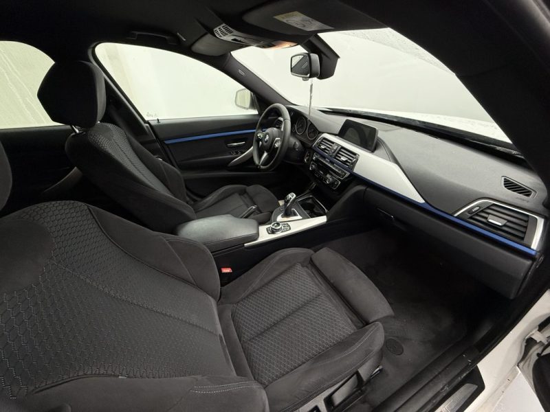BMW SERIE 3 330D GT PACK M LCI BVA GARANTIE 12 MOIS 2017