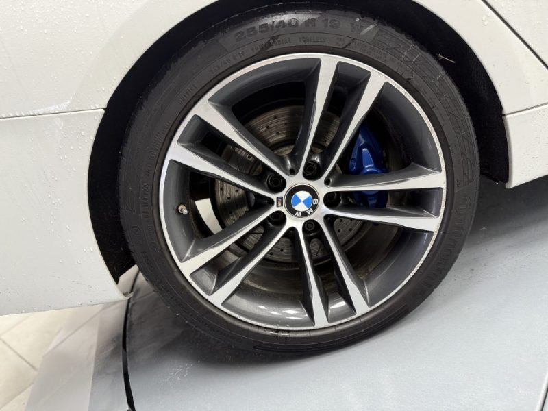 BMW SERIE 3 330D GT PACK M LCI BVA GARANTIE 12 MOIS 2017