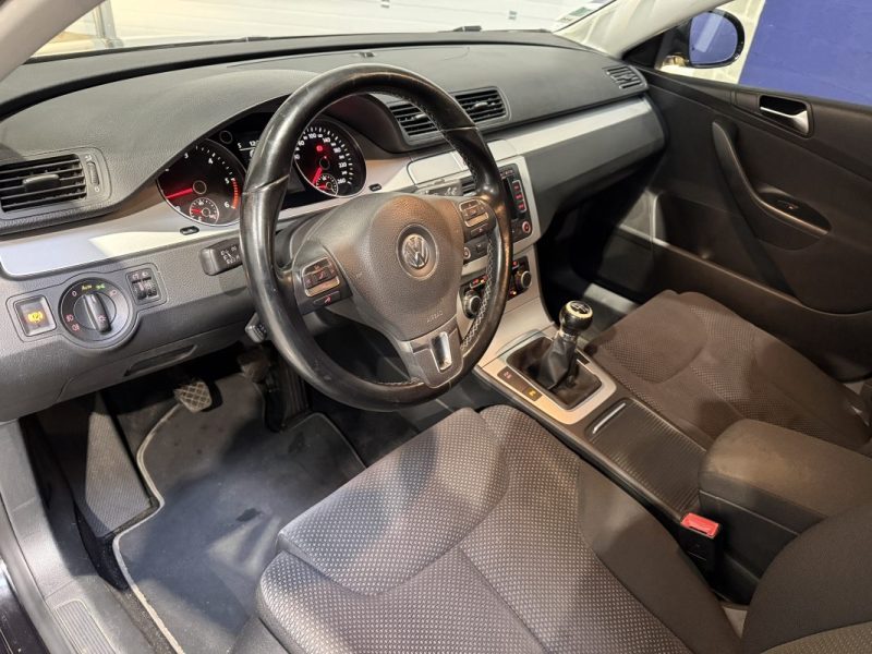 VOLKSWAGEN PASSAT 2.0 TDI 110 BVM / Suivi d'entretien / Kit distribution