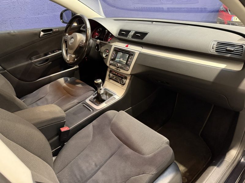 VOLKSWAGEN PASSAT 2.0 TDI 110 BVM / Suivi d'entretien / Kit distribution