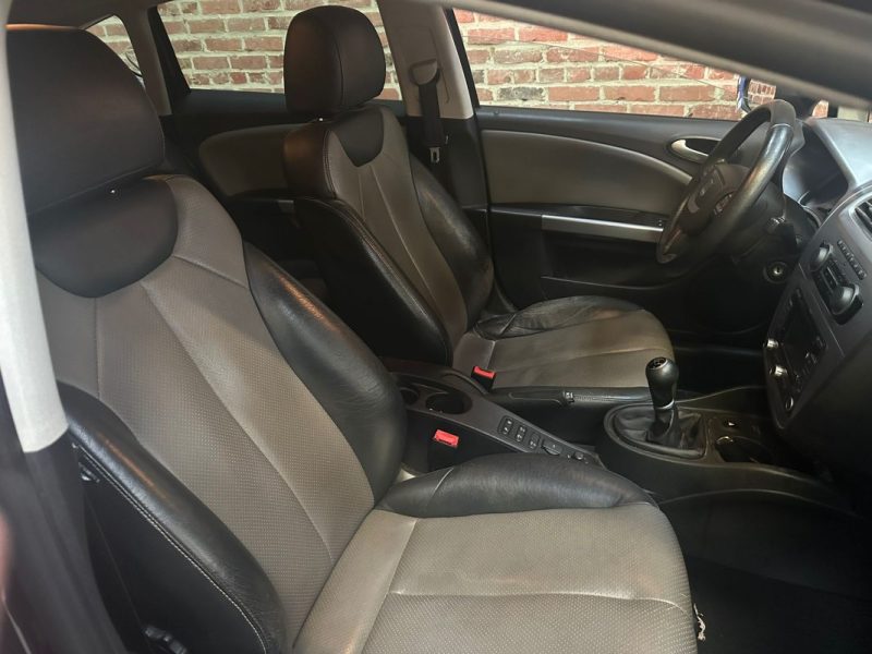 SEAT LEON 1.6 TDI STYLE ECOMOTIVE 105 CV 2011