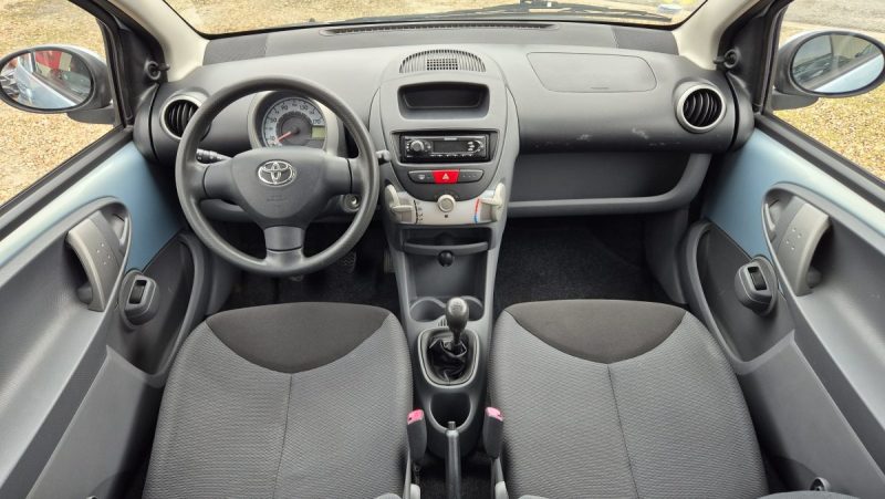 TOYOTA AYGO 1.0 VVT-I 68 ch UP