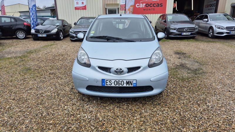 TOYOTA AYGO 1.0 VVT-I 68 ch UP