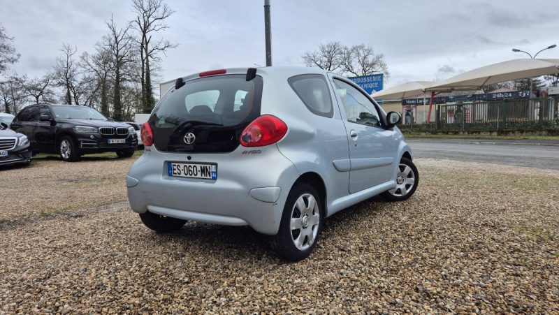 TOYOTA AYGO 1.0 VVT-I 68 ch UP