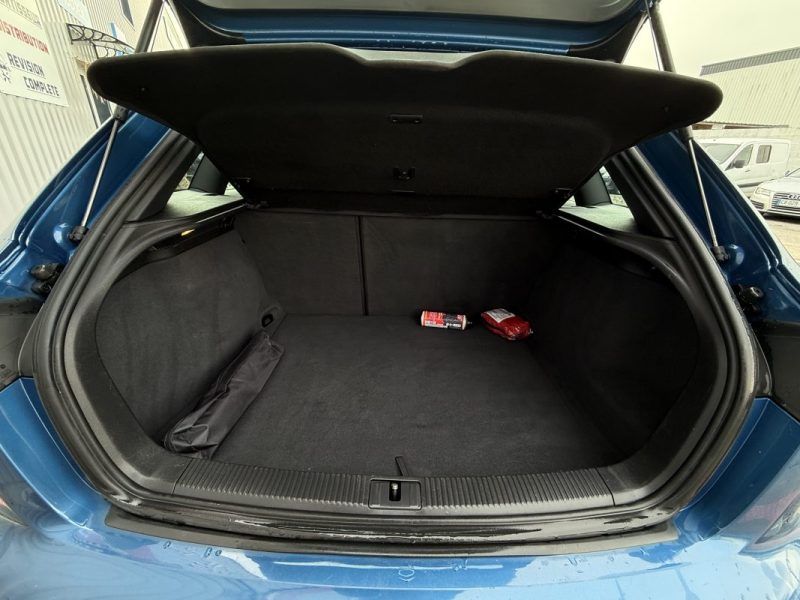 AUDI A3 2.0 TDI 140 CV AMBIENTE QUATTRO 