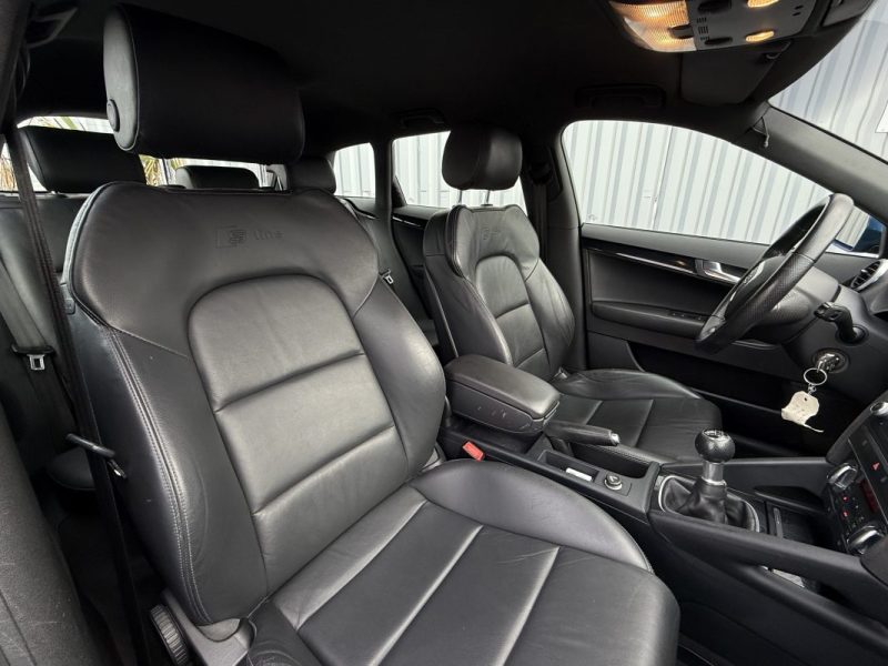 AUDI A3 2.0 TDI 140 CV AMBIENTE QUATTRO 