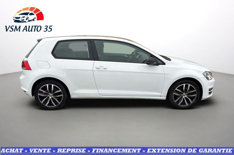 VOLKSWAGEN GOLF VII 1.6 TDI 105 CH BLUEMOTION TECHNOLOGY  CONFORTLINE 3P  Garantie