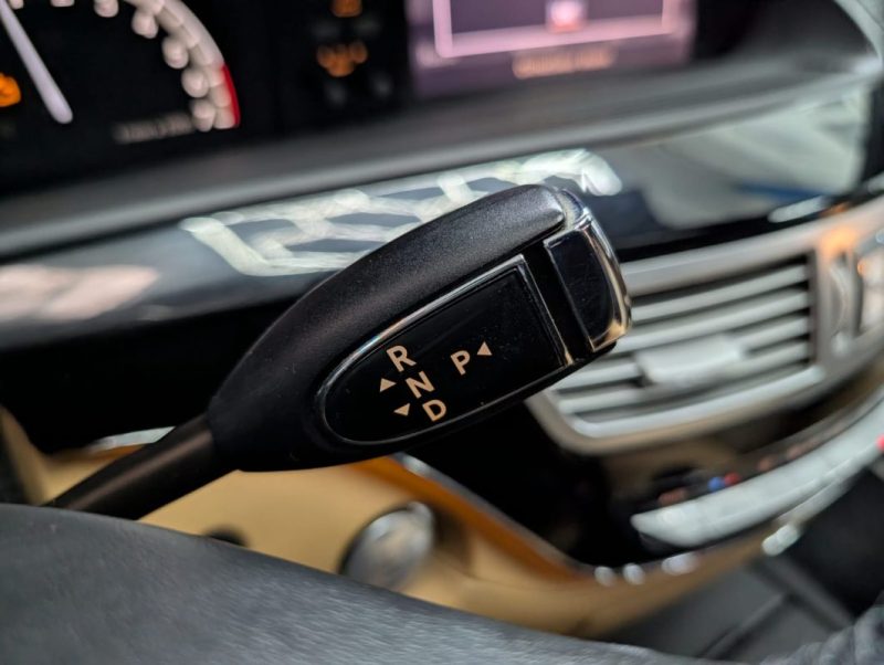 MERCEDES CLASSE S600 5.5 V12 517 cv LIMOUSINE