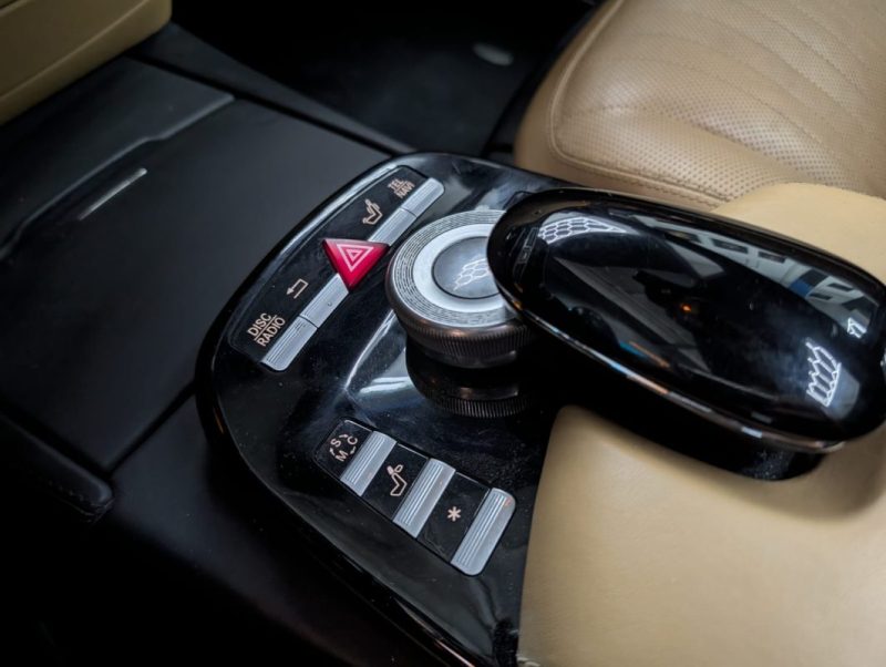 MERCEDES CLASSE S600 5.5 V12 517 cv LIMOUSINE