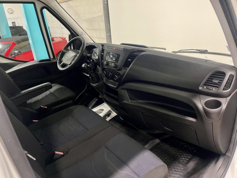 IVECO 35S14 Dépanneuse Porte Voiture 2.3 D 136ch BVM6 TVA RÉCUPÉRABLE 