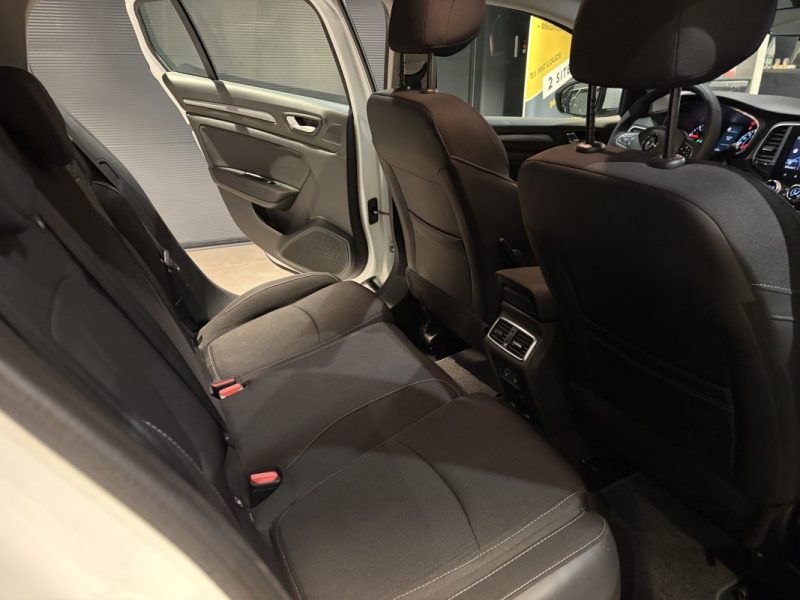 RENAULT MEGANE IV ESTATE  1.5 BLUE DCI 115 CH BUSINESS 2022