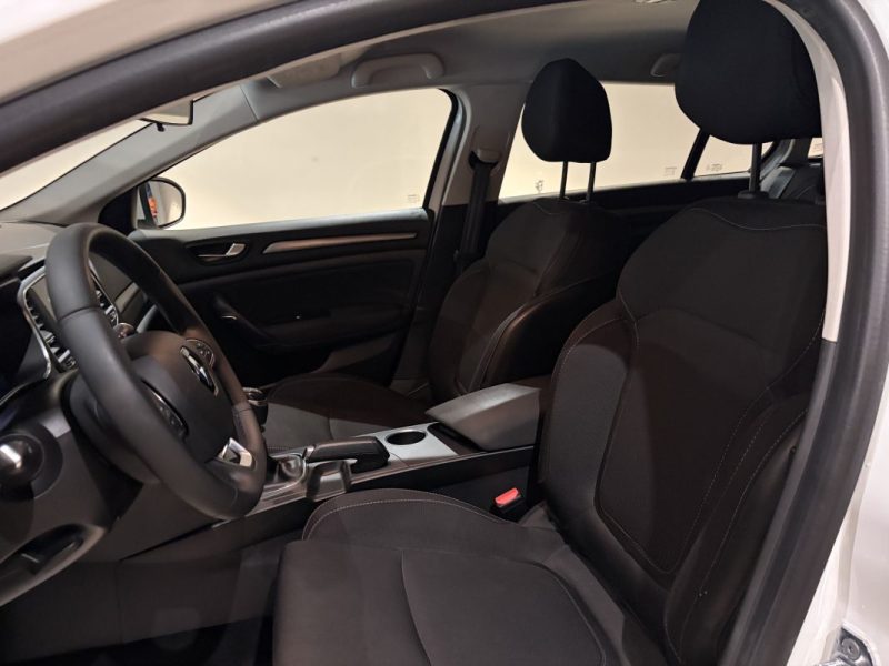 RENAULT MEGANE IV ESTATE  1.5 BLUE DCI 115 CH BUSINESS 2022