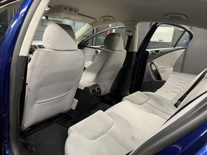 VOLKSWAGEN PASSAT 6 VI BERLINE 1.6 FSI 115 Cv BOITE AUTOMATIQUE ATTELAGE 48 100 Kms - GARANTIE 1 AN