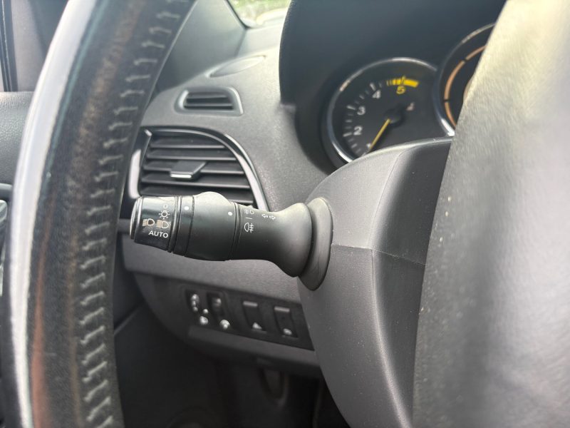 RENAULT MEGANE 1.6 DCI 130CH ENERGY FLORIDE 2013