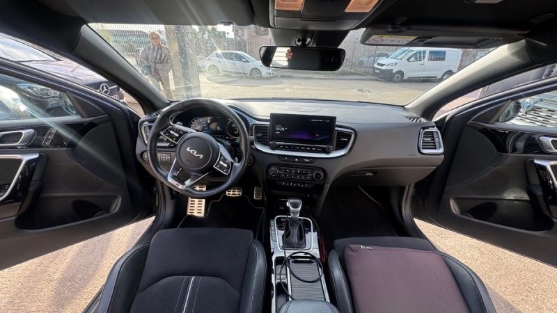 KIA CEED 1.6 CRDI 136 MHEV PREMIUM  DCT 2024 GARANTIE 5 ANS 
