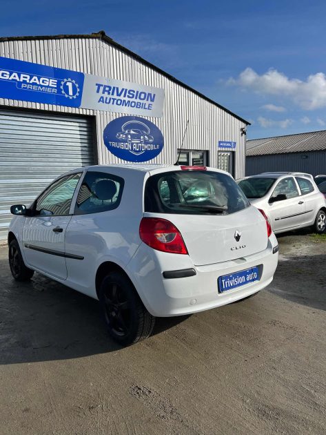 RENAULT CLIO 1.2 ESSENCE 75CH 2008