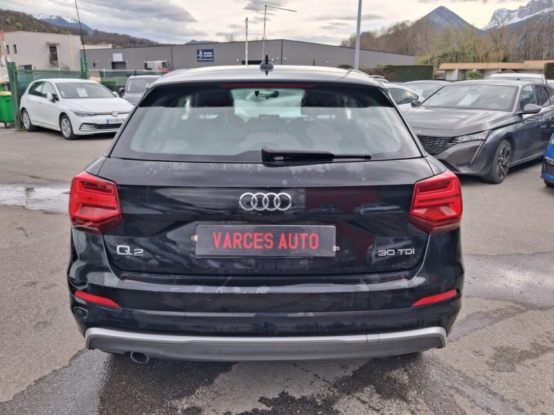 AUDI Q2 30 TDI 116 CV S-TRONIC S-LINE CAMERA DE RECUL VOLANT MEPLAT  2021