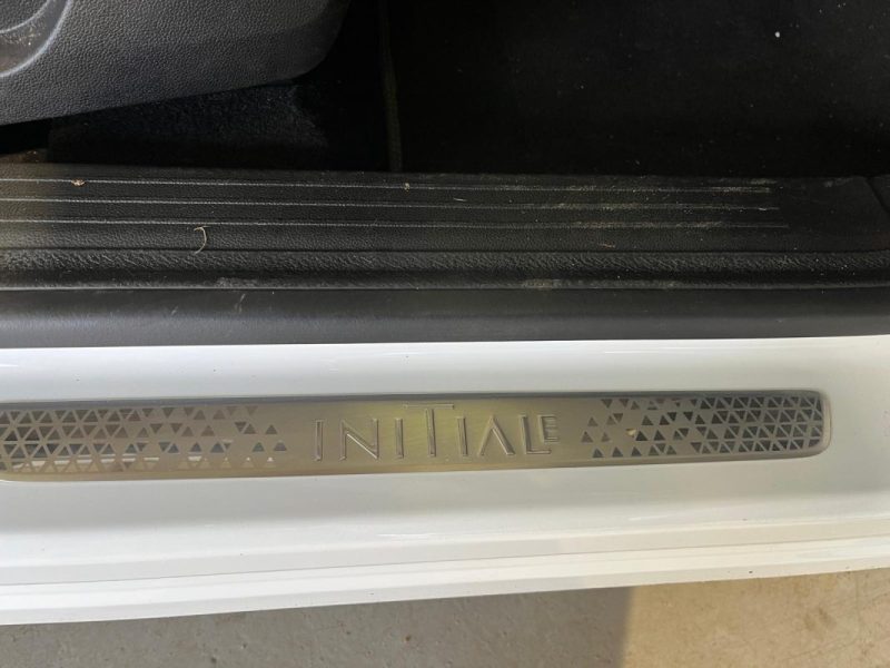 RENAULT CAPTUR II 1.3 TCE 130CH INITIALE EDC *** RÉVISION À JOUR BOUGIE CHANGER ***