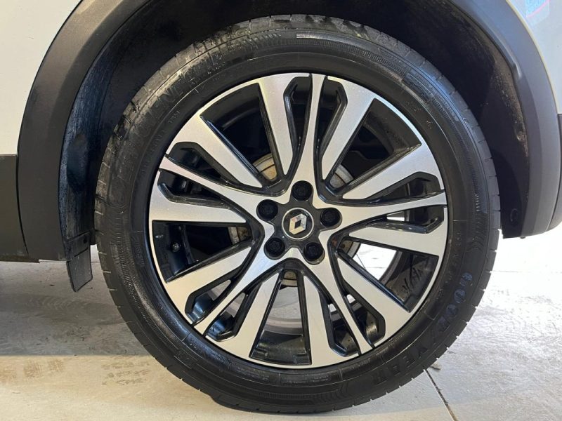 RENAULT CAPTUR II 1.3 TCE 130CH INITIALE EDC *** RÉVISION À JOUR BOUGIE CHANGER ***