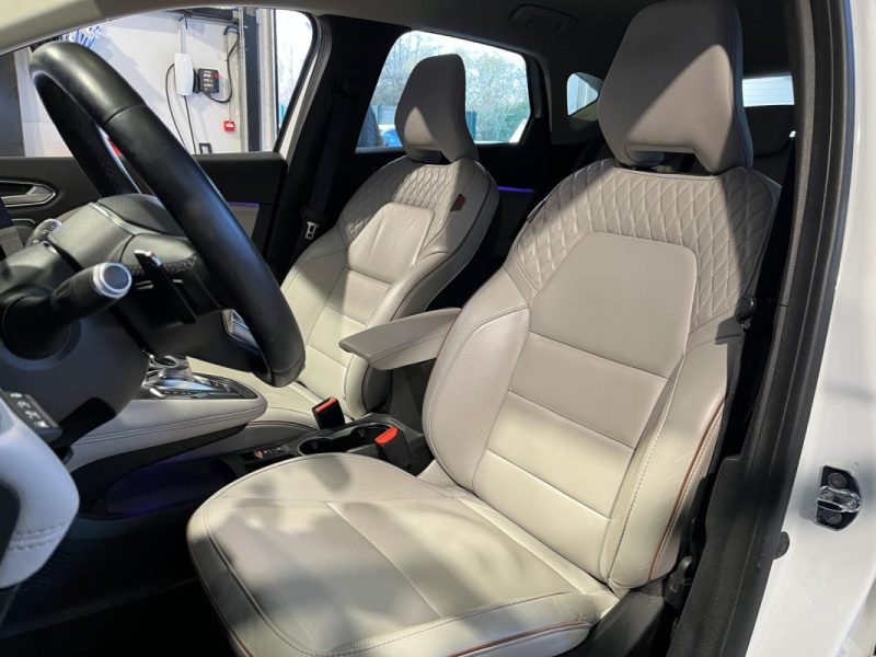 RENAULT CAPTUR II 1.3 TCE 130CH INITIALE EDC *** RÉVISION À JOUR BOUGIE CHANGER ***