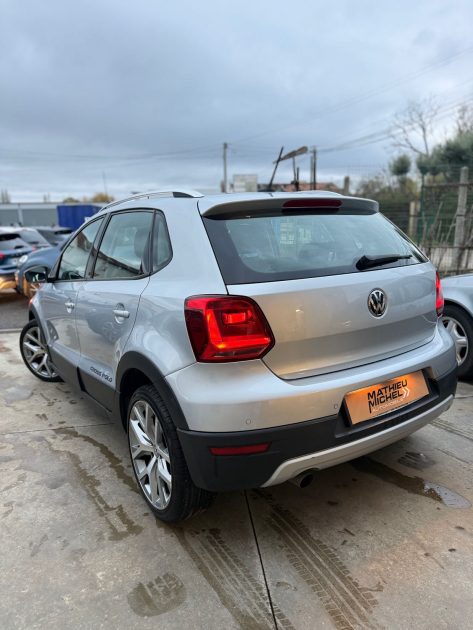 VOLKSWAGEN POLO CROSSPOLO TSI 90 