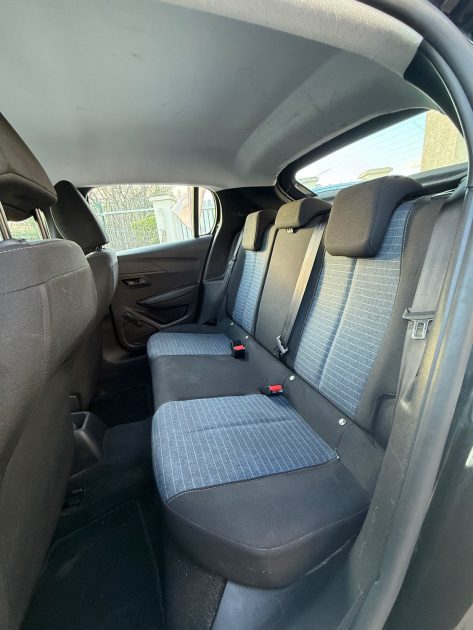 PEUGEOT 208  BLUEHDI 100 LIKE