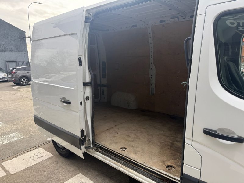 RENAULT MASTER III L2H2 2.3 DCI 135CH GRAND CONFORT - TVA - GARANTIe