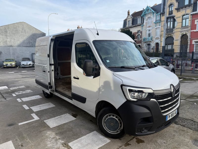 RENAULT MASTER III L2H2 2.3 DCI 135CH GRAND CONFORT - TVA - GARANTIe