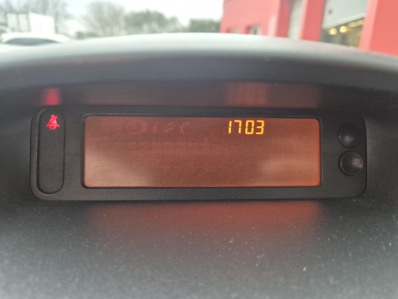 RENAULT CLIO III 1.2 16V 75 ECO2 AUTHENTIQUE 2011