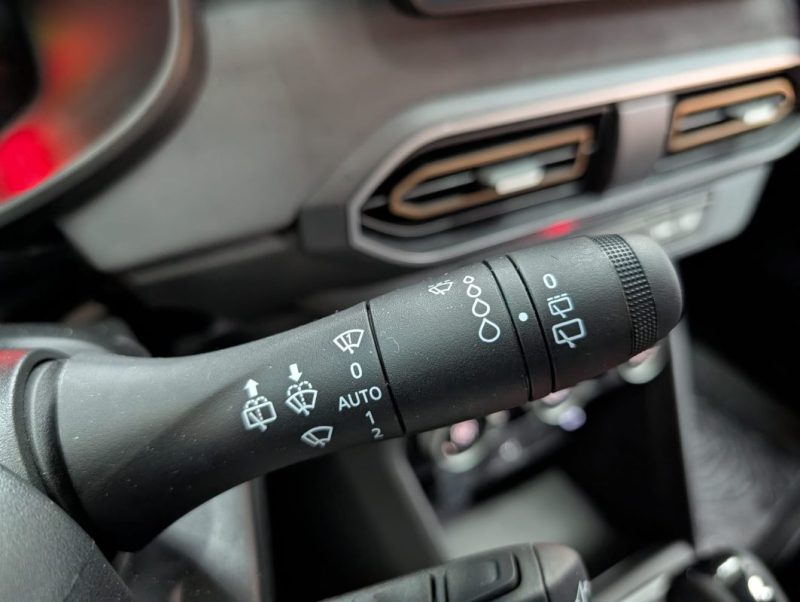 DACIA JOGGER 1.6 HYBRID 140 cv EXTREME 