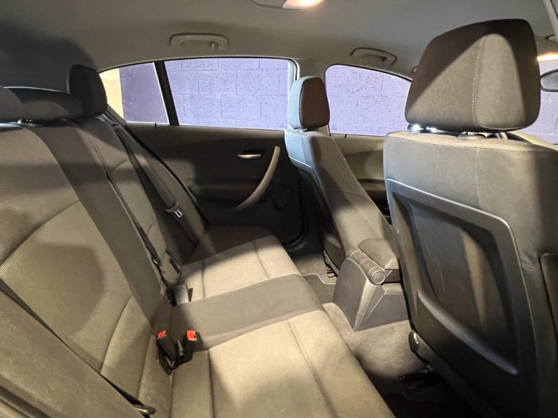 B.M.W. SERIE 1 116I BV6 - CONFORT - GPS - SUIVI FACTURES - 150400KM