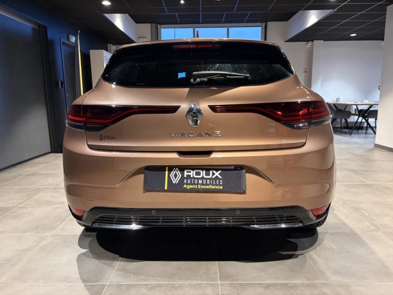 RENAULT MEGANE 4 1.5 DCI 115 EDC EDITION ONE - BOSE / SIEGE ELEC / AFFICHAGE TETE HAUTE / SELLERIE CUIR / SIEGES CHAUFFANTS 2021