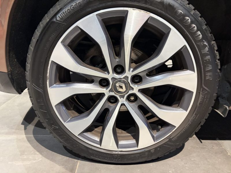 RENAULT MEGANE 4 1.5 DCI 115 EDC EDITION ONE - BOSE / SIEGE ELEC / AFFICHAGE TETE HAUTE / SELLERIE CUIR / SIEGES CHAUFFANTS 2021