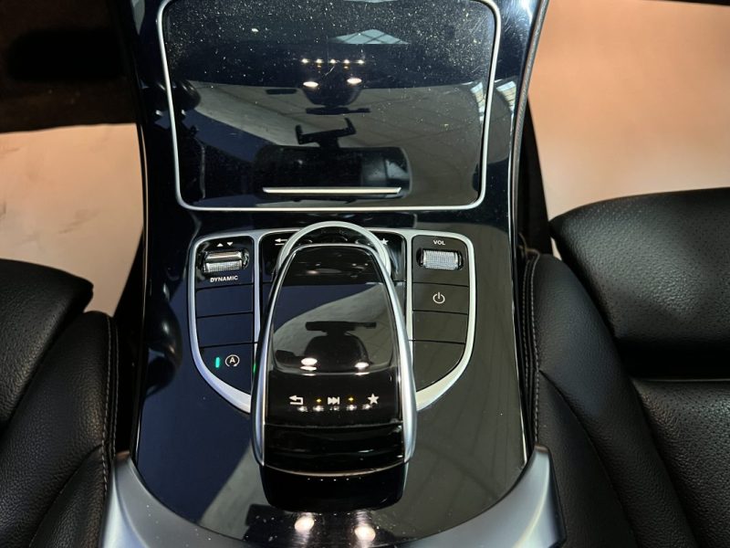 MERCEDES CLASSE C 220 D PACK AMG 9G-TRONIC - GPS - SUIVI FACTURES MERCEDES 185000KM