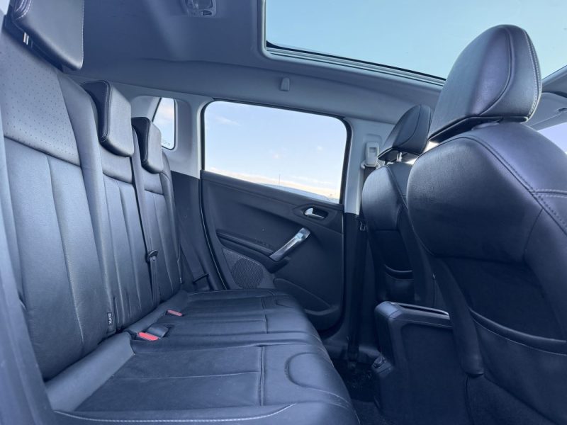 PEUGEOT 2008 1.6 E-HDI 92 CV - GARANTIE 12 mois -  ALLURE  Boite Automatique 