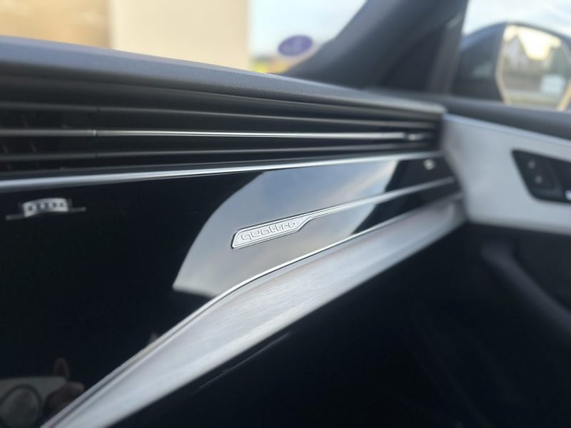 AUDI Q8 60 TFSI E COMPETITION 462 CV QUATTRO BVA  2021