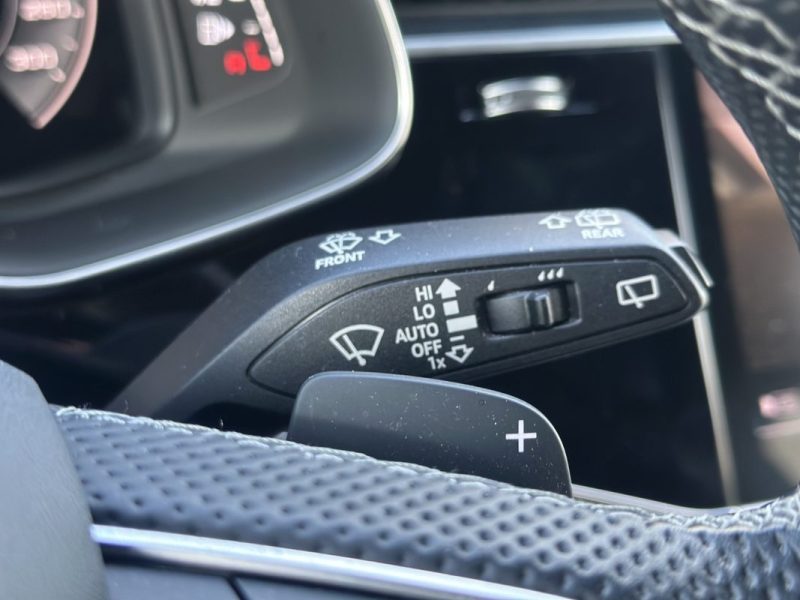 AUDI Q8 60 TFSI E COMPETITION 462 CV QUATTRO BVA  2021