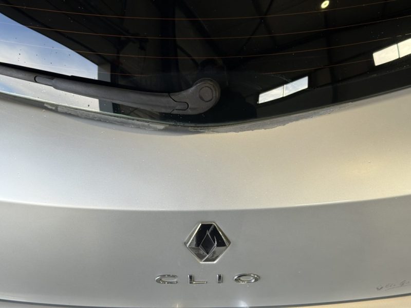 RENAULT CLIO 3 III 1.2L 100CH / CAR PLAY / ÉTAT PROPRE / FAIBLE KM / 83.000KM /  2008