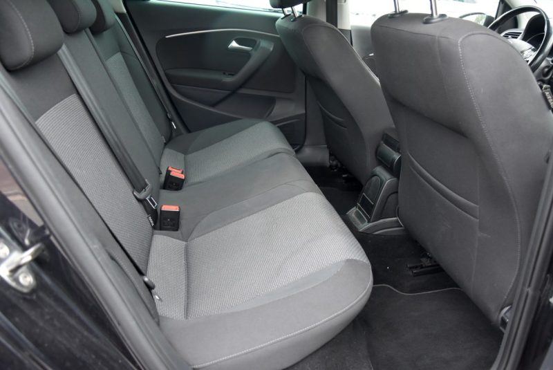 VOLKSWAGEN POLO 1.2 TSI 110CH SPORTLINE 5P -GARANTIE 12 MOIS 2015
